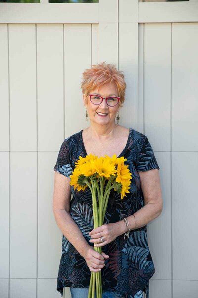 Positively Jane is a women’s lifestyle blogger and an over 60 blogger for women. Women’s Blog. Robin Bish 199