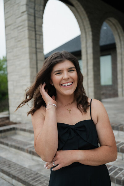 Wedding day assistant Courtney with Blush Events in Wichita, KS, providing wedding coordination support.