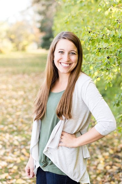 Senior guy in plaid jacket and maroon tie in downtown Fargo