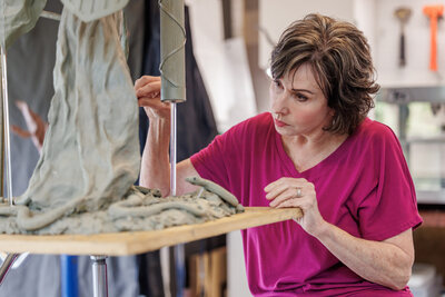 h.bts.Laurie-Barton_sculpture-shoot0356-scaled