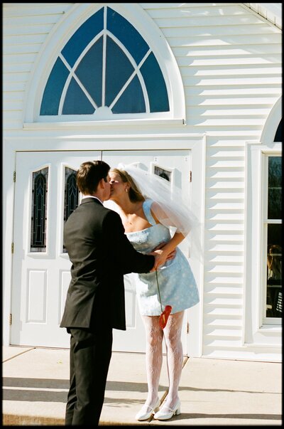styled vintage elopement shoot on film - Stacey Vandas Photography6