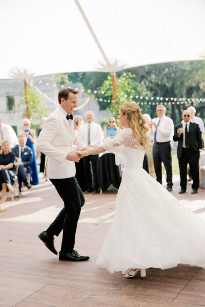 Bride and groom in Spring Island on their wedding