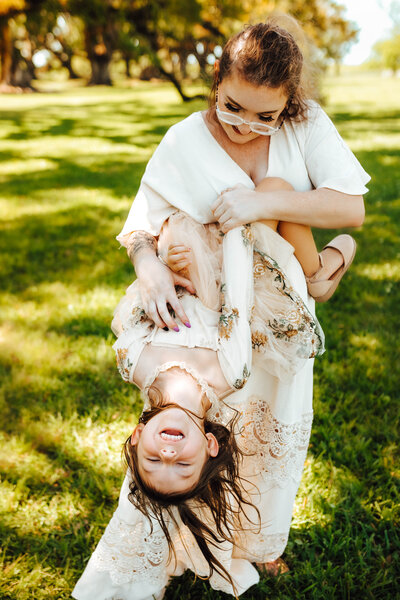 Mother and daughter playing at Oak Alley Plantation