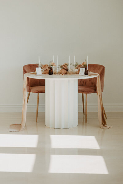 modern luxury wedding table setup