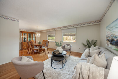 3318 Conc Rd 3 living room (3)