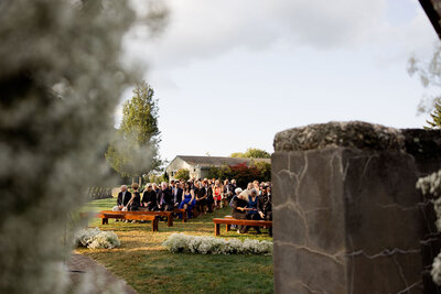 Outside Ceremony at the Highfield Club in Connecticut Photography by Melanie Ruth Photography