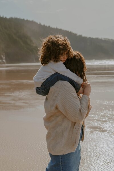 Family photos on the Oregon coast