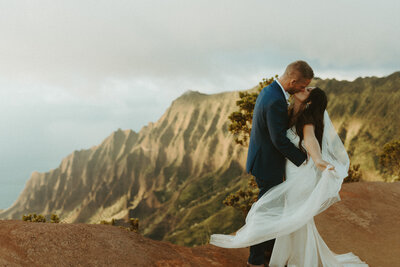 beach elopement on the island of oahu