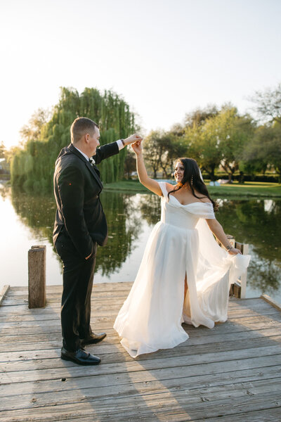 couple kissing at sunset