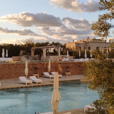 View of a table overlooking Gordes 