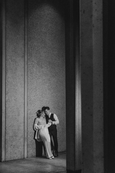 San-Diego-Museum-Art-Wedding-40-maggie-connor