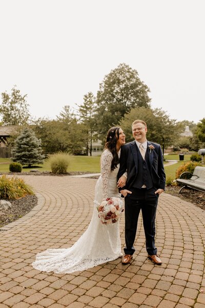 Wedding-Engagement-Field-Mountain-View-Staunton-Charlottesville-Best-Mountain-Sunset-Wedding-Elopement-Vineyard-Estate-Florist-Flowers-Venue-323