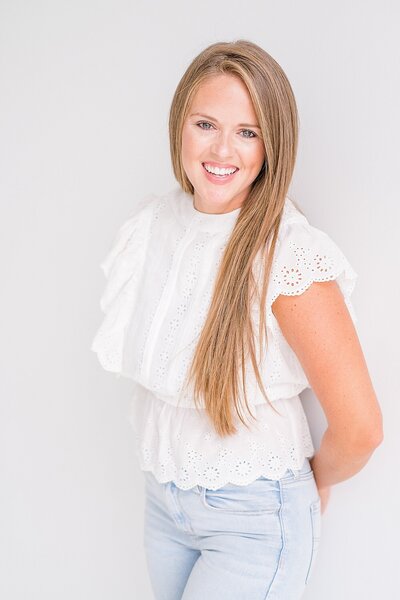 Small business owner posing for her headshots in Lexington, Kentucky