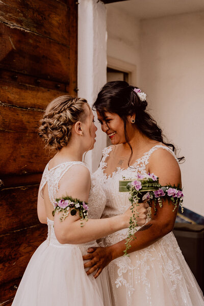 Bruidsmake-up artieste aan huis, bruidskapsel aan huis, bruidstyling. Bruidstyling Antwerpen. Naturelle bruidsmakeup.