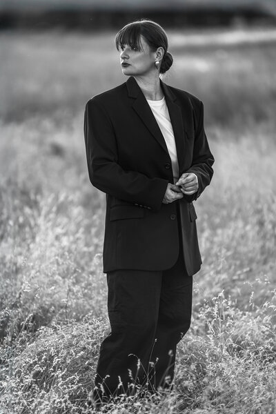 Tamara Hudson, Tacoma branding photographer and owner of Tamara Hudson Studios, creating bold, polished portraits for business leaders and entrepreneurs across the Seattle area.