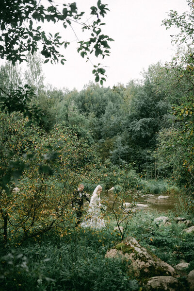 Wedding photo of an Intimate and romantic wedding  photography session in Porvoo by photographer Hannika Gabrielsson