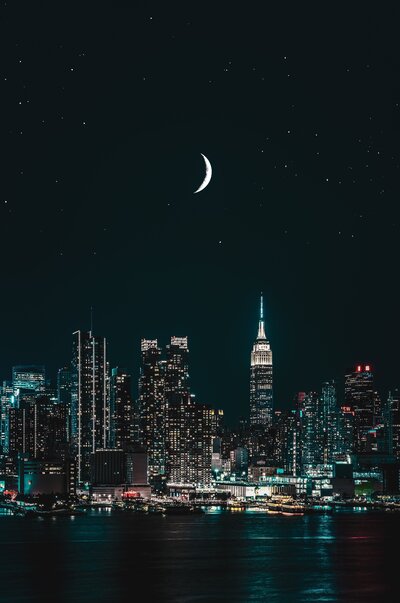 pexels-piccinng-3052361