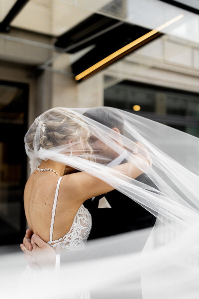 Hotel Fort Des Moines wedding couple under veil