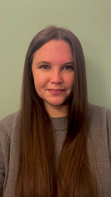 female therapist headshot