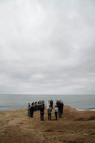 Intimate wedding ceremony on sunset cliffs in san diego