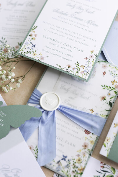 Gold ink custom calligraphy invitation and envelope for wedding