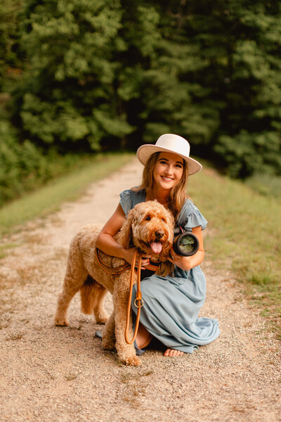 Photographer located in Tallahassee specializing in weddings, seniors, families, and equines.