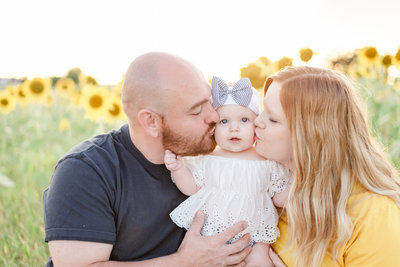 Family photos in Georgia sunflower field