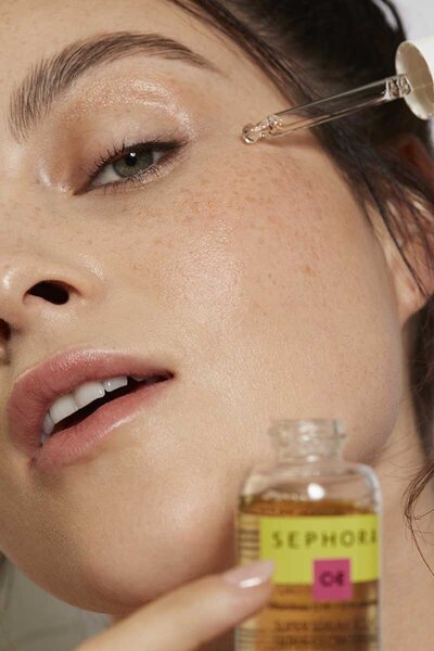 Skincare photography, lifestyle photography, beauty products photography, makeup photography by Los Angeles Beauty photographer, still life photographer, lifestyle photographer and commercial photographer Shan Benson in Los Angeles & New York
