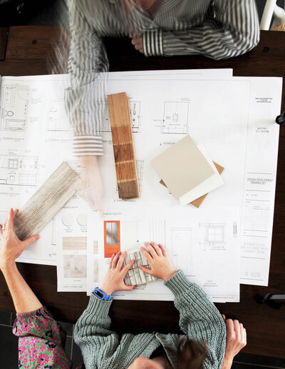 Reach out to Boston interior designer Sarah Scales for large-scale renovations, kitchen and bath designs, and timeless decorating projects.