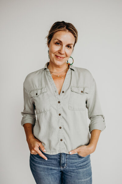 Newborn Photographer, Steph Kines headshot