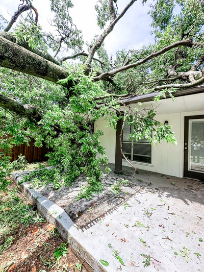 Hurricane storm roof damage Dallas, TX