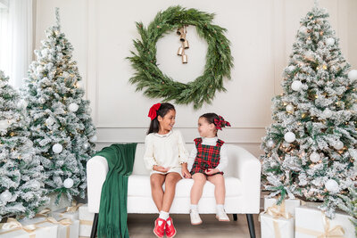Mommy and me spring session in Centennial Park