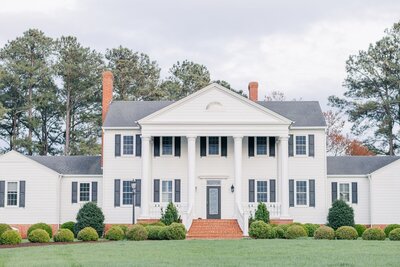 Absolutely stunning Virginia Wedding Venue,  Spring Grove Ranch, photographed by Virginia Wedding Photographers, Jennifer and Daniel Cooke
