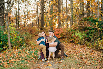 Extended family laughing in field  | Sharon Leger Photography