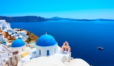greece-in-pictures-beautfiul-places-to-photograph-santorini-oia