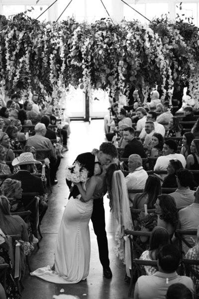 brittany-pannebaker-tampa-florida-destination-wedding-photographer-wedding-gracie-and-taelon-arkansas-386