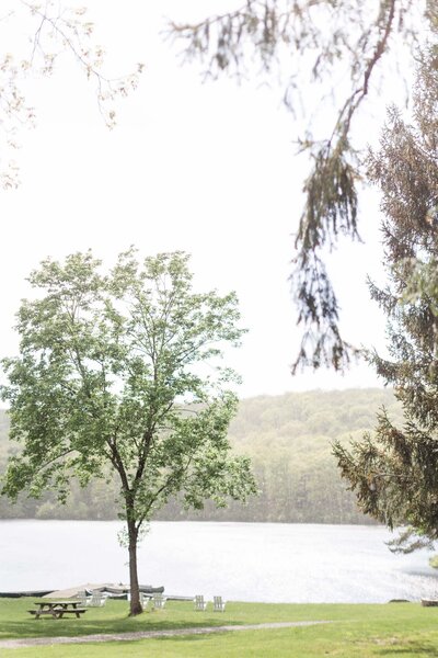 Bride and groom kissing outside Colorado wedding venue