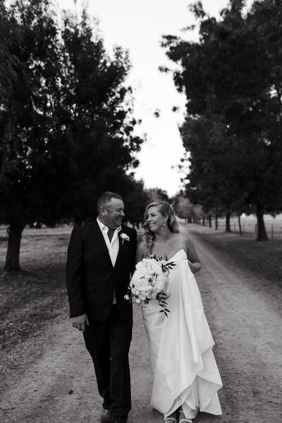 About your Wedding Photographer