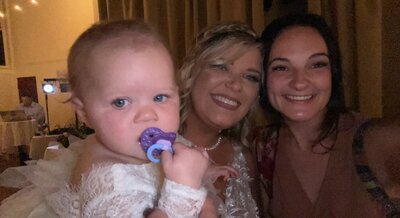 wedding selfies with babies too because all weddings are inclusive