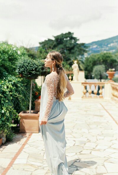 pexels-leeloothefirst-5429109