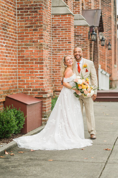 beautiful couple in Wilmington, NC ellopment.