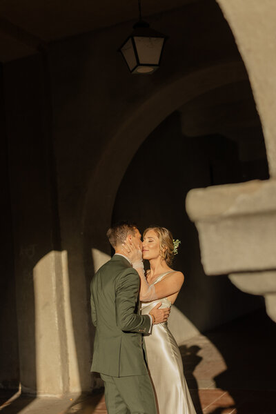 San-Diego-Museum-Art-Wedding-22-maggie-connor