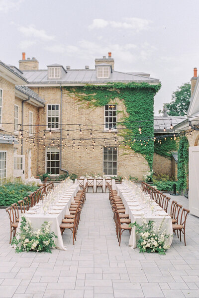 Junophoto-alfresco-italian-wedding-vibes-at-Domaine-Cataraqui-195