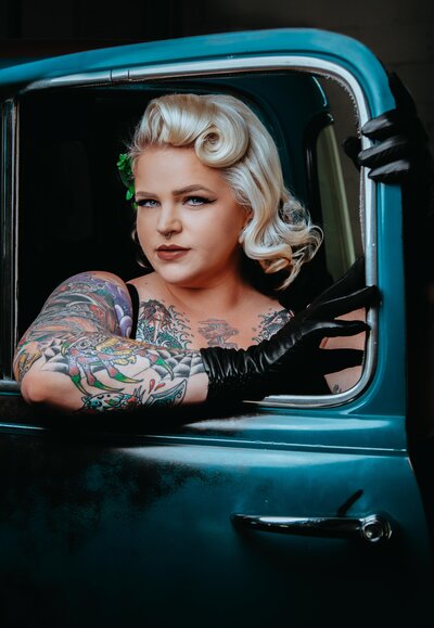 pinup photographer in montrose co- beauty photographer - model photographer- model portfolio photographer - grand junction-gunnison-ouray-ridgeway-telluride