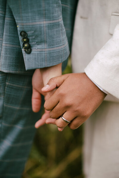 yellowstone-rainy-lgbtq-elopement-509