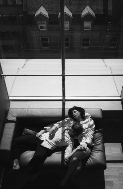 intimate boudoir photo shoot glasgow couple