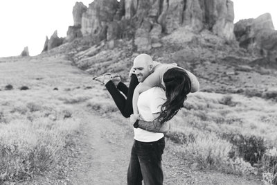 lost_dutchman_engagement_photos_ej-33bw