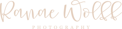 I'm a lifestyle photographer based in Austin, Texas. I serve busy moms with stress-fress portraits and custom legacy artwork