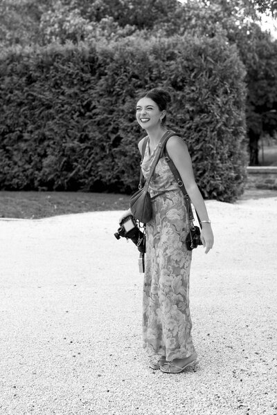 photographer with cameras in France