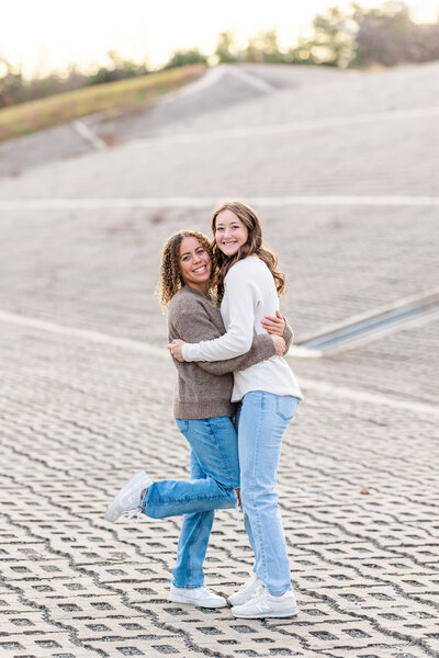 AmandaCollPhotography_Seniors_JaylenMcKenzieEmersonMarissaKalli_0071